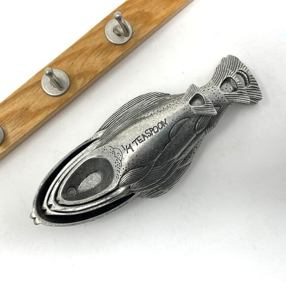 Metal Fish Measuring Spoons with Wall Hanger Cabin Lake Ocean - Picture 4 of 4